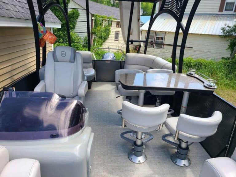 Lake Winnipesaukee Boat Rentals Wolfeboro, NH Wake Winni